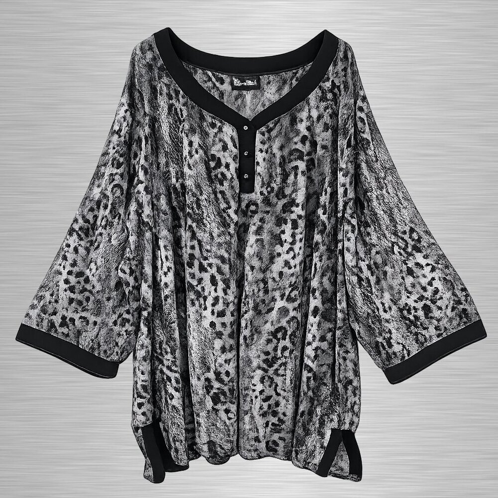 Maggie Barnes Black and Gray Leopard Print Tunic - 5X